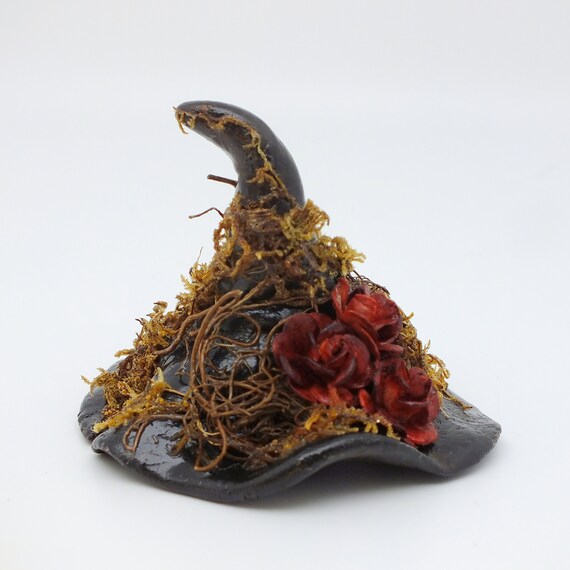 Whimsical Black Witch Hat Roses Dead Vines, OOAK Clay Sculpture, Witch's Desk Buddy, Witchy Gift Decor