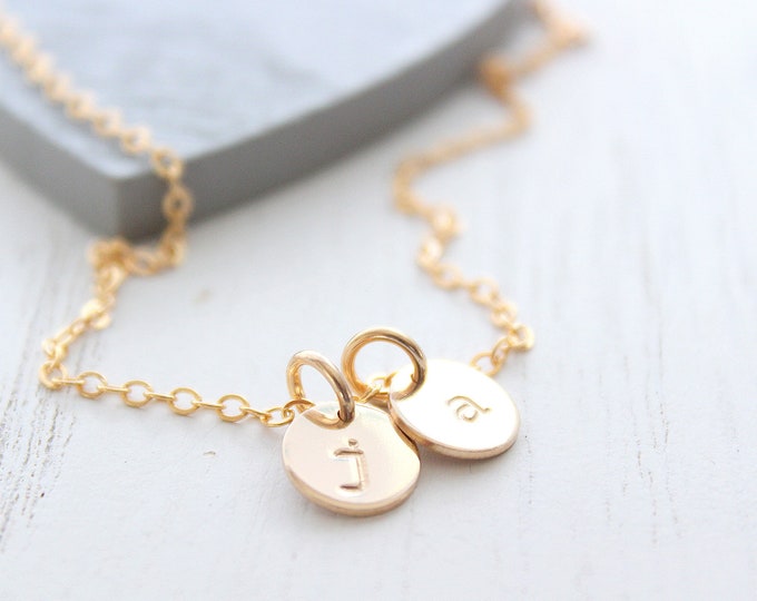 Letter initial Necklace in Gold, name necklace, Letter Charm Necklace, Initial Charm Necklace