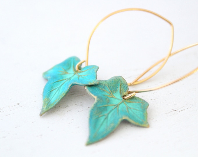 Green Leaf Earrings, Ivy Leaf Earrings, Boho Earrings, Dangle earrings, Boho earrings, Minimalist earrings