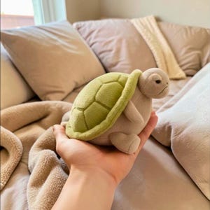 Timmy Schildkröte Plüschtier 28 cm - weiches Kuscheltier, mürrisch, Kinder Geschenk