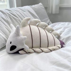 Bell Beast Plush Silksong Hollow Knight Collectible Plush 40cm