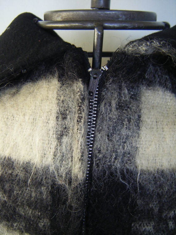 Vintage Black White Plaid Sweater Mohair Vest V N… - image 5