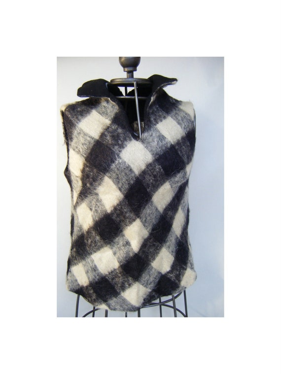 Vintage Black White Plaid Sweater Mohair Vest V N… - image 1