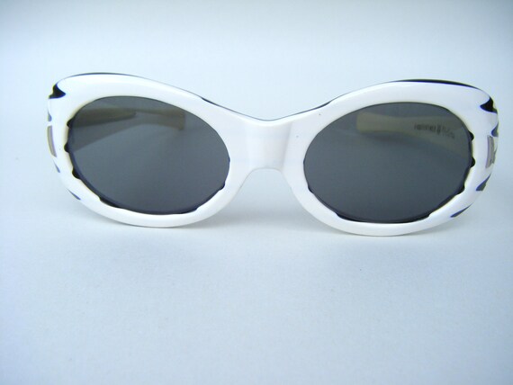 Vintage White Black Suntimers by Victory Sunglass… - image 2