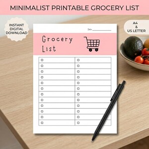 Può includere: Un elenco della spesa stampabile minimalista con un'intestazione rosa che dice "Grocery List" e un'icona del carrello della spesa. L'elenco ha righe vuote per gli articoli e uno spazio per la data. Una penna nera è appoggiata sull'elenco. Le parole "Download digitale istantaneo" sono in un cerchio bianco.