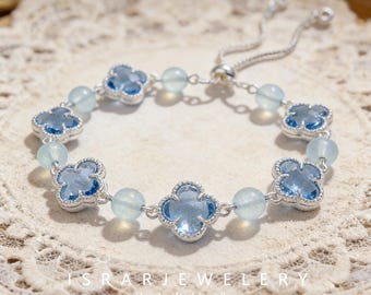 Hand-Strung Natural Blue Chalcedony Bracelet, Four-Leaf Clover Charm Beaded Wrap, Fashion Healing Jewelry for Women, Lucky Crystal Gift