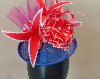 Blau-pink-roter Derby Fascinator