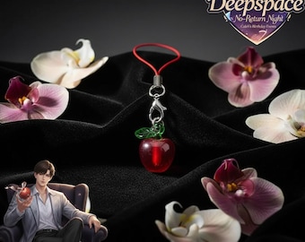Portachiavi Caleb di Love and Deepspace con ciondolo a mela rossa, portachiavi con cordino per telefono, accessorio anime cosplay, regalo unisex per compleanno ed evento.