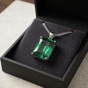 Collier pendentif taille émeraude cultivé en laboratoire, bijoux solitaire en argent pour elle