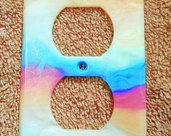 Kolorowa tęczowa osłona włącznika światła