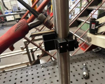 Soporte de soldadura para abrazaderas de tubería para barras redondas – Soporte para varillas para barandillas de acero inoxidable, escaleras y trabajos de metalistería.