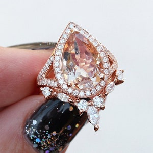 Big Pear Morganite 3.0ct, Diamond Halo Engagement Ring Set, Wedding set, Morganite Bridal Set, Rose Gold Engagement Ring Set, Nia Cocktail