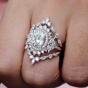 Oval Halo Diamond, 3.3ct, Engagement Ring & Two Matching V Nesting ...