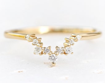 Anillo de anidación curvado de diamantes, alianza lateral, anillo de diamantes Chevron único, anillo de banda de oro de 14 quilates para mujer, banda de diamantes de aniversario, chispas