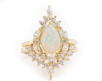 Pear Opal Bridal Ring Set, Unique Vintage Engagement Ring Set, Ceremonial Ring Set, Pear Diamond Wedding Ring, Australian Fire Opal, Eva