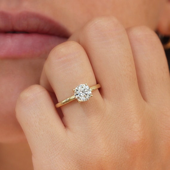 Classic Solitaire Diamond Engagement Ring