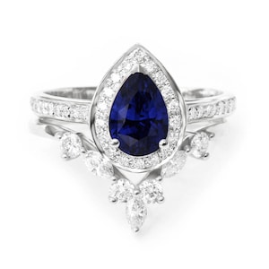 Pear Sapphire & Diamond Ring Set, Wedding Ring Set, Sapphire Rings Set, Diamond Unique Engagement Set, Pear Blue Sapphire Ring, NIA