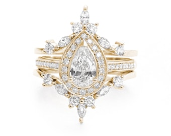 Pear Lab Diamond Bridal Set | Three Ring Halo Engagement Set | Art Deco Vintage Style | 14K 18K Gold | Nia Pear with Sidebands