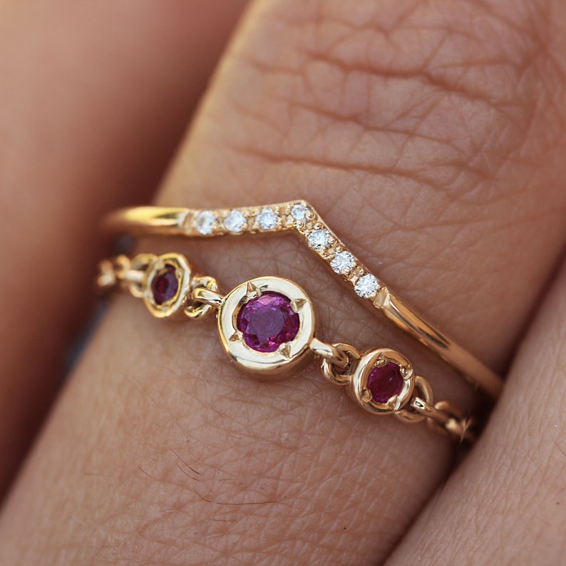 14k Solid Gold Chain Ring 3 Birthstone Natural Gemstone Bezel Etsy