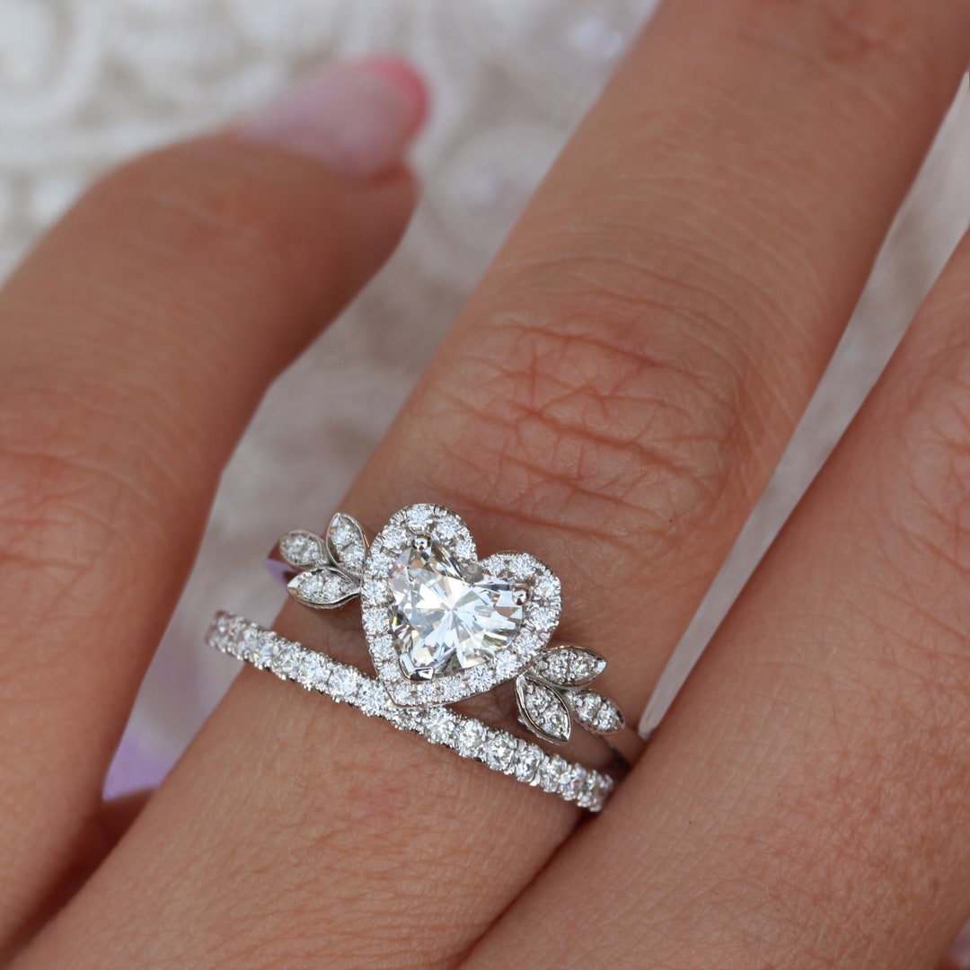 Buy Heart Cut Moissanite Diamond Engagement Ring / 3 Stone Heart Shaped  Diamond Ring / 10K/14K White Gold Unique Custom Made Women Wedding Ring  Online in India - Etsy