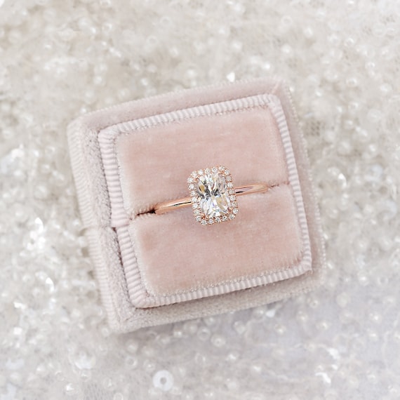 Emerald Cut Engagement Rings | Tiffany & Co.