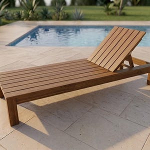 Könnte beinhalten: Eine Sonnenliege aus Holz mit Lamellendesign. Die Rückenlehne ist verstellbar. Die Liege besteht aus braunem Holz und befindet sich in der Nähe eines Swimmingpools. Das Gesamtdesign ist modern und minimalistisch.