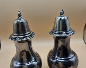 Vintage Silver-plated salt and pepper shakers in "Ascot Sheffield" design by Community.