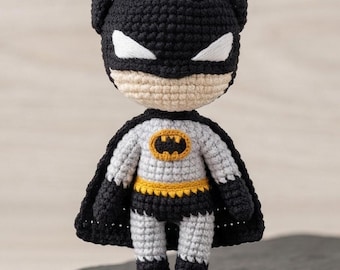 Schema per realizzare Batman all'uncinetto – Bambola amigurumi di supereroe, giocattolo fai da te all'uncinetto, peluche di Batman fatto a mano, regalo per fan di Batman, schema in PDF