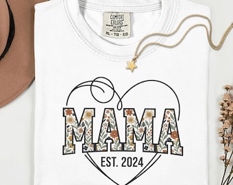 Camiseta con corazón floral para mamá: regalo de cumpleaños a juego para madre e hijo.