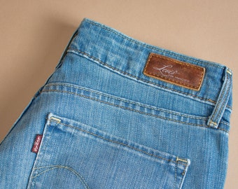 levis bold curve straight leg