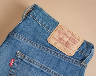 levis 751 equivalent