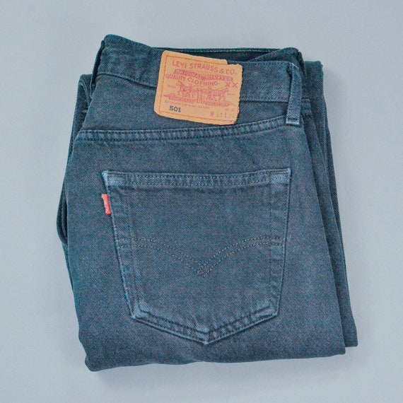 levis 501 straight leg button fly