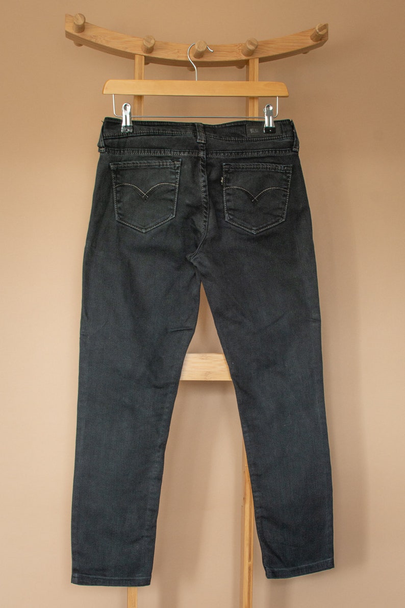 levis 25 demi curve
