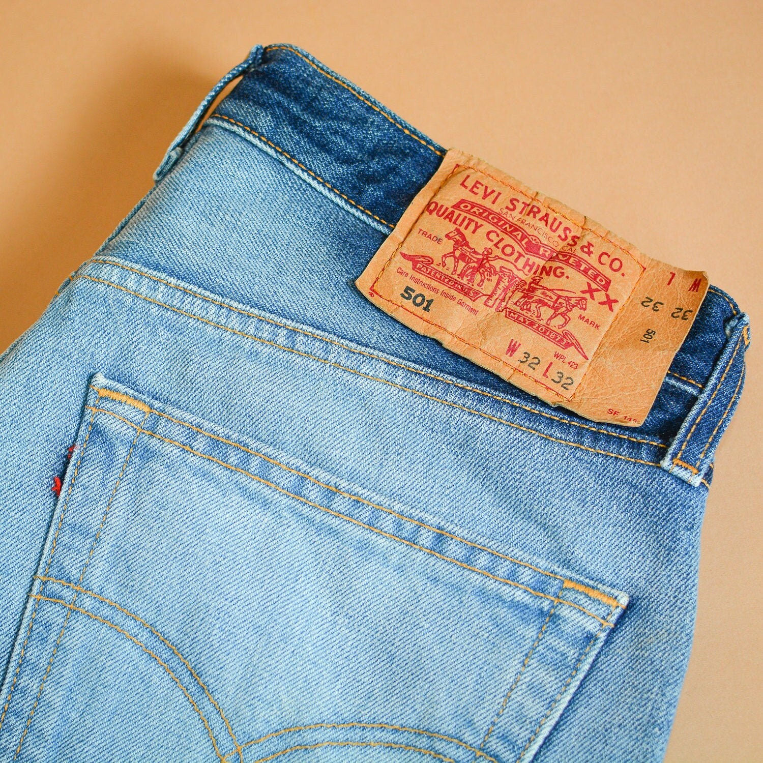 Image of Levi 501 Jeans Blue Straight Button Fly Unisex Vintage | Patchw32L32 W 30 L 33