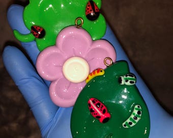 Spring Garden Worry Stone Set | Handmade Flower, Clover & Nature Polymer Clay Fidget Stones | Set of 3