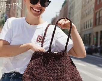 Bolsa de ombro de luxo em couro camurça trançado à mão, bolsa tote de estilo luxuoso.