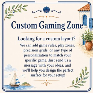 K&ouml;nnte beinhalten: Ein rechteckiges Schild mit cremefarbenem Hintergrund und dunkelblauem Rand mit dem Text Custom Gaming Zone. Das Design enth&auml;lt Illustrationen eines mediterranen Geb&auml;udes, eines Segelboots und Olivenzweigen. Es bietet individuelle Spiellayouts an.