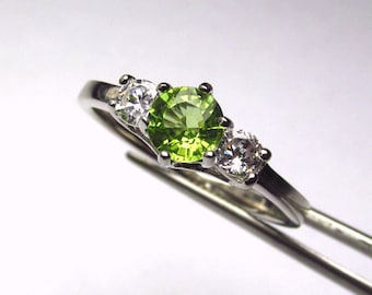 Enchanting Peridot Round in an Accented Sterling Silver Ring