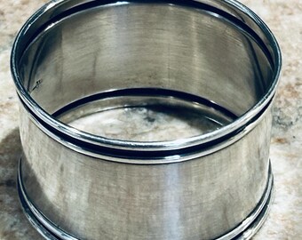 Vintage Webster Sterling Silver Napkin Ring 1.25”x1.75” 10.14 Gr