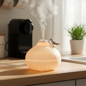 Aesthetic Onion Humidifier USB Portable Air Diffuser with LED Night Light Small Cool Mist Maker for Car Home Bedroom Office Travel 300ml