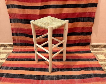 Taburete de bar marroquí tejido a mano – Asiento de madera de laurel y cuerda de hoja de palma – Muebles de cocina de estilo bohemio