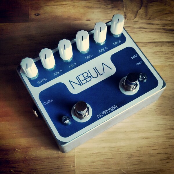 Noisemaker Effects Nebula Delay/Reverb Combo Pedal for Guitar and Bass