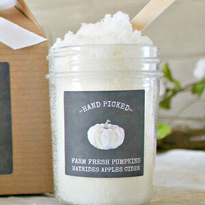 Fall Gifts / Thanksgiving Gift / Hostess Gift / Housewarming Gift / 8 oz candle & Sugar Scrub / Fall Candle Gift Set / Gift For Her / Autumn bild 3