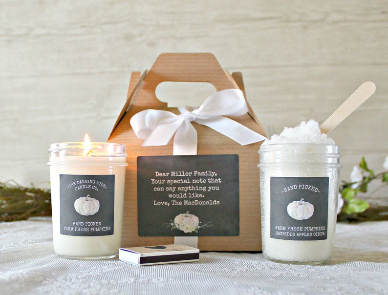 Fall Gifts / Thanksgiving Gift / Hostess Gift / Housewarming Gift / 8 oz candle & Sugar Scrub / Fall Candle Gift Set / Gift For Her / Autumn bild 1