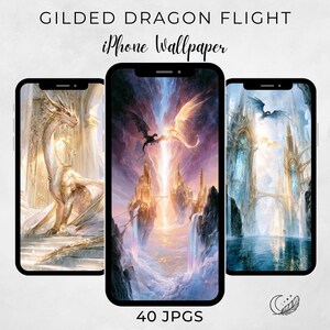 Op de afbeelding: Drie smartphones tonen digitale kunst getiteld GILDED DRAGON FLIGHT iPhone Wallpaper 40 JPGS. De schermen tonen fantasiebeelden met gouden draken, torenhoge kristallen structuren, watervallen en etherische wolken in blauwe, gouden en paarse tinten.