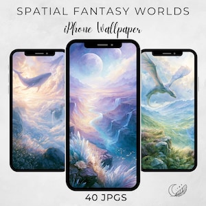 Op de afbeelding: Drie smartphones met digitale fantasielandschappen. Het linkerscherm toont een walvis boven wolken, het middenscherm een canyon met planeten en het rechterscherm een draak boven een vallei. De tekst luidt SPATIAL FANTASY WORLDS.