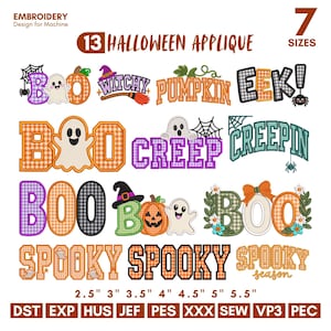 Pode incluir: Uma coleção digital de 13 designs de apliques para bordado à máquina com tema de Halloween, apresentando textos como BOO, WITCHY, PUMPKIN, EEK, CREEP, CREEPIN e SPOOKY. Os designs incluem fantasmas, abóboras, aranhas, teias e chapéus.