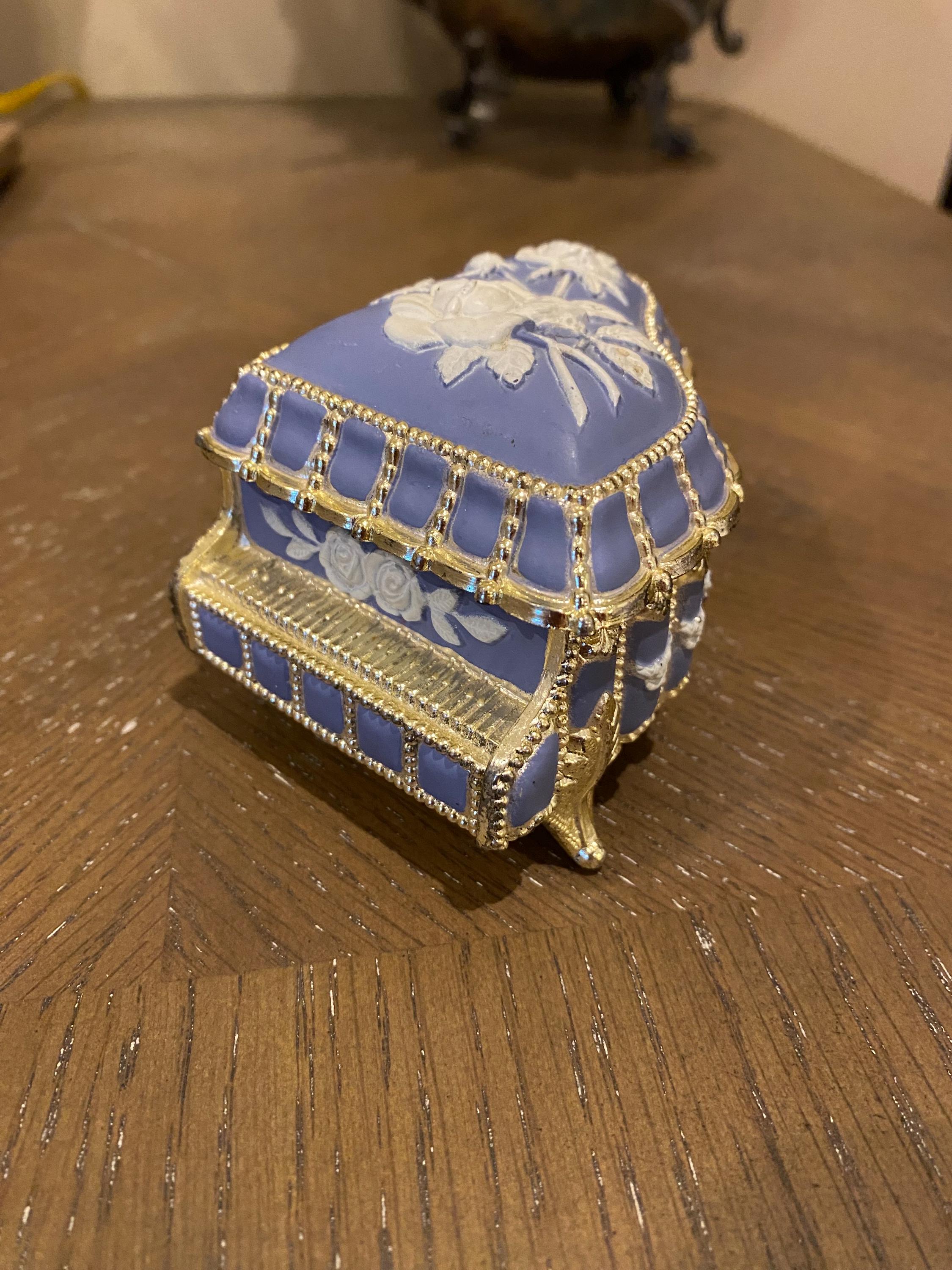 Vintage Sankyo Japan Music Box - Etsy