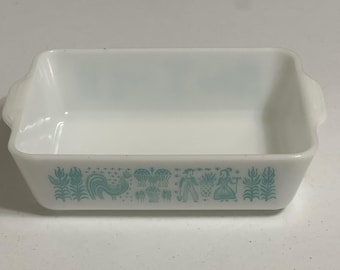 Pyrex Amish Butterprint Casserole Dish 1.5QT Turquoise White Milk Glass VTG 0503