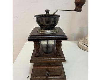 RARE GAILSTYN SUTTON Coffee Grinder Wood Metal and Glass Taiwan Vintage
